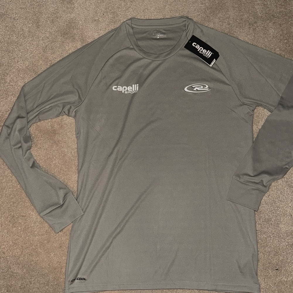Mens médium Capelli long sleeve Rush soccer. NEW WITH TAGS
